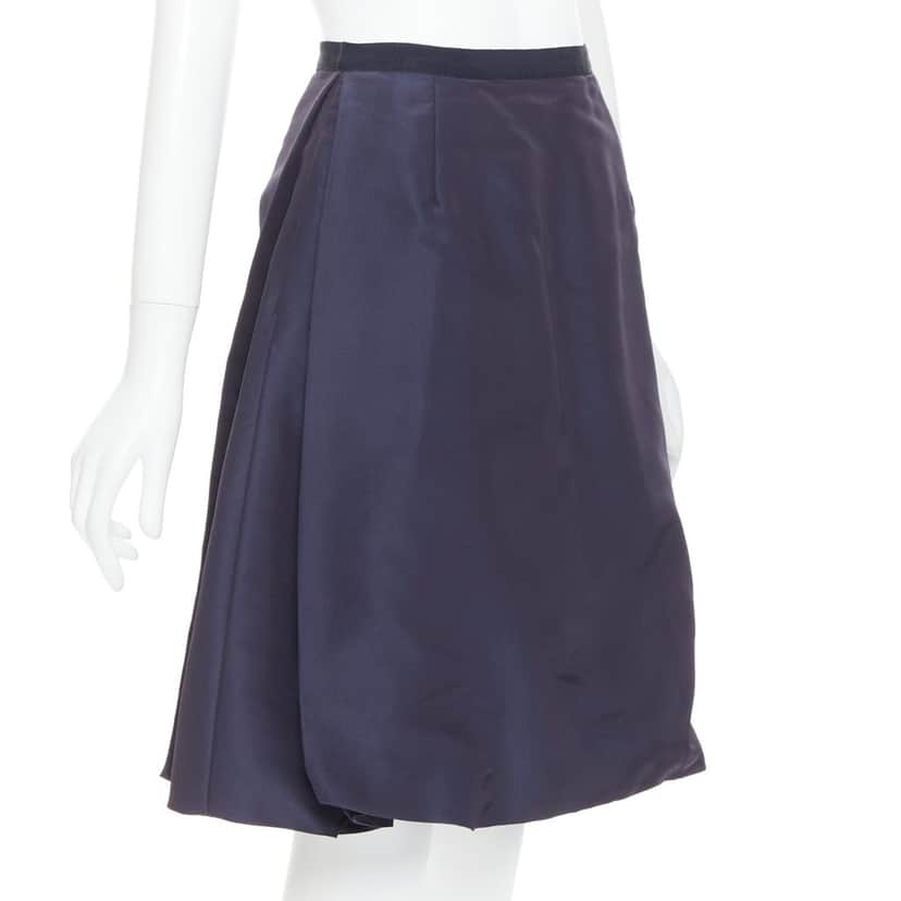 Oscar de la Renta Bubble Pleat Skirt Navy Silk Very good condition - Front View