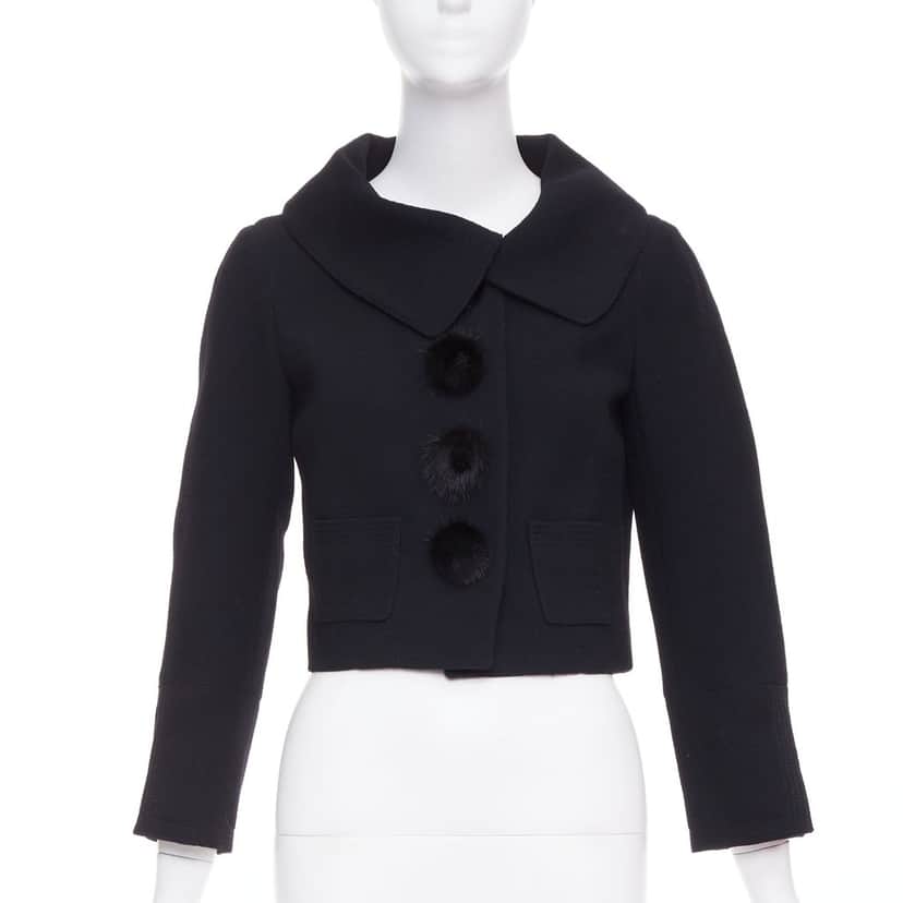 Louis Vuitton Product Black Wool Very good condition - Front View