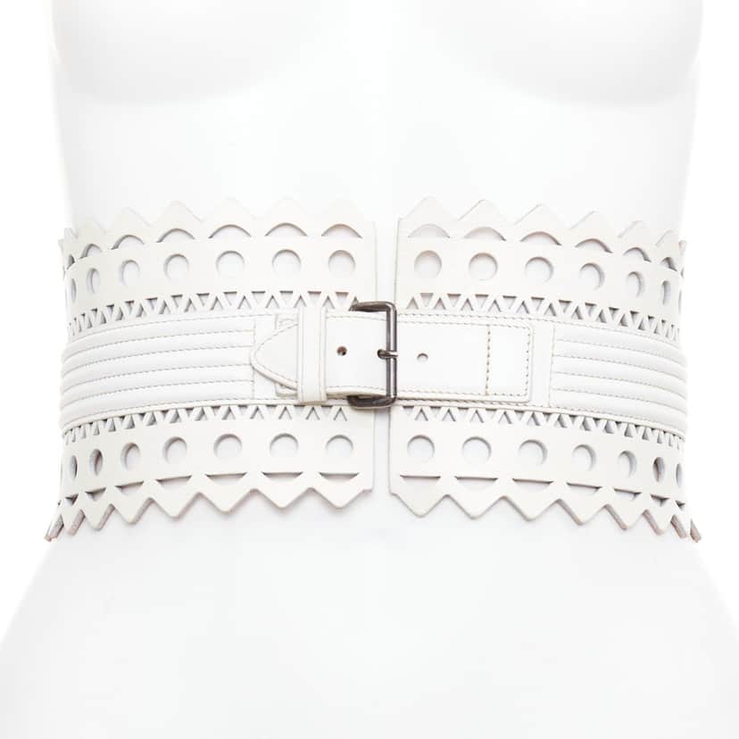 Alaia Product White Leather Good condition - Front View