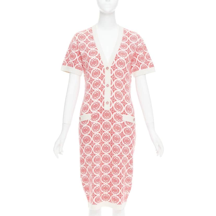 Chanel Product Red Cashmere Very good condition - Front View