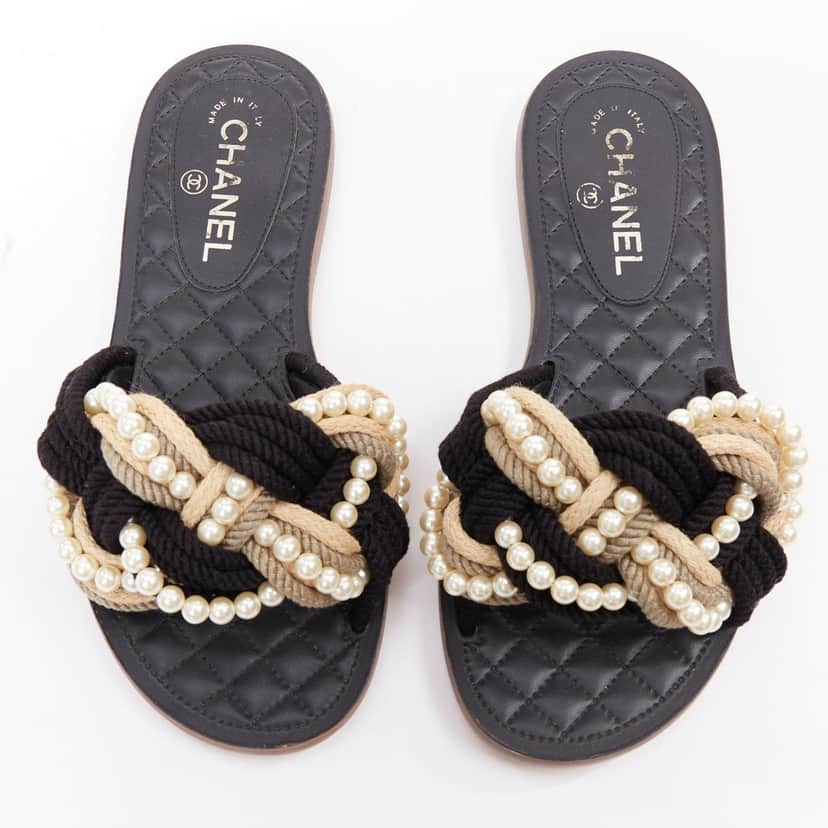 Chanel Black Other Sandals Black Very good condition - Front View