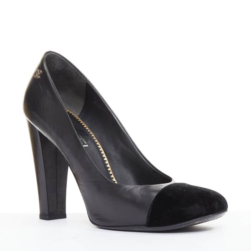 Chanel Heels Black Leather Fair condition - Front View