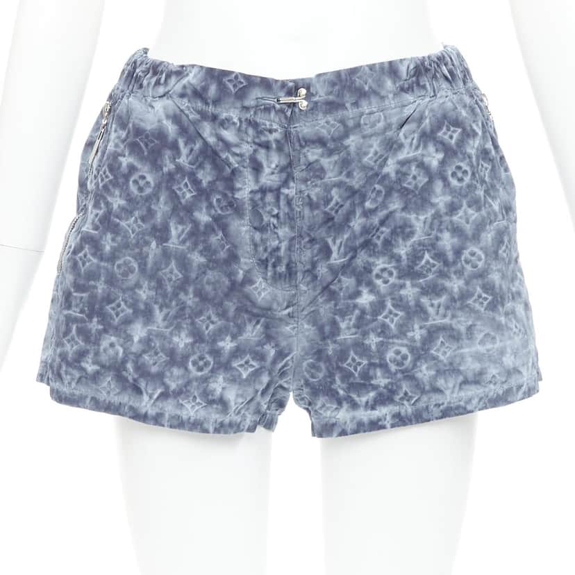 Louis Vuitton Shorts Blue Polyester Very good condition - Front View