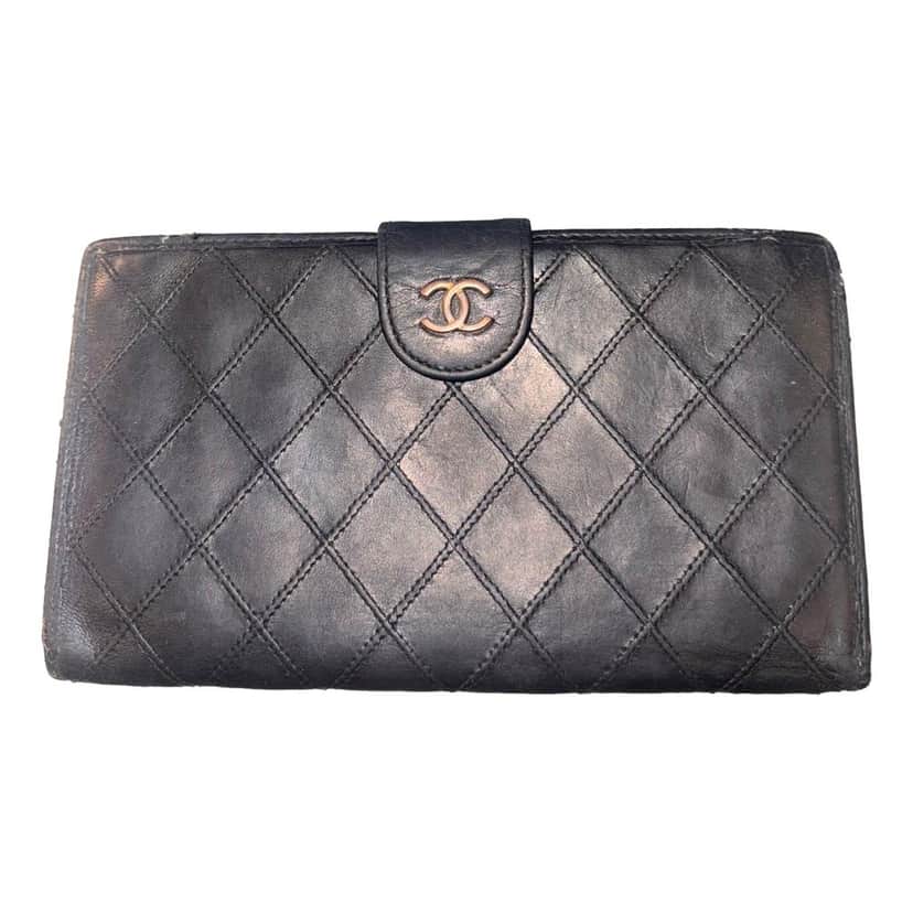 Chanel Chanel Vintage Interlocking CC Black Lambskin Quilted Wallet with Coin Compartment Black Leather Good condition - Front View