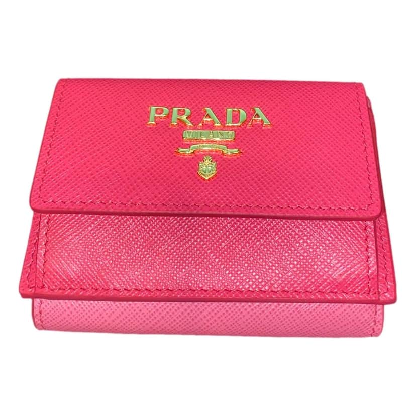 Prada Prada Tri-Fold Saffiano Wallet Womens Pink Multicolor Gold Prada Logo Pink Leather Never worn - Front View