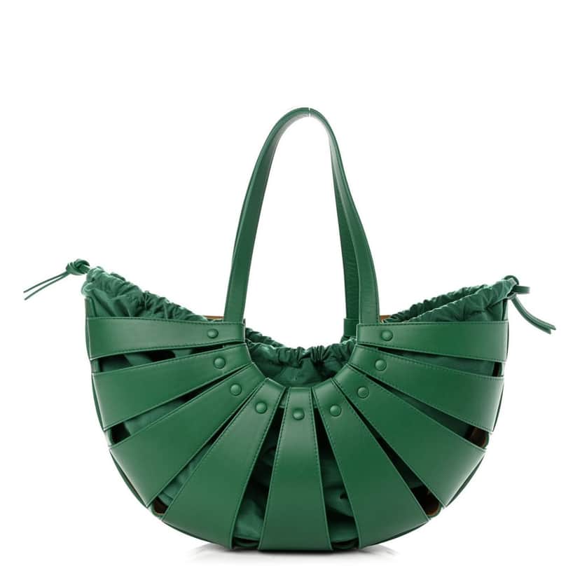 Bottega Veneta Bottega Veneta The Shell Bag Racing Green French Calfskin Shoulder Bag Green Leather Never worn - Front View