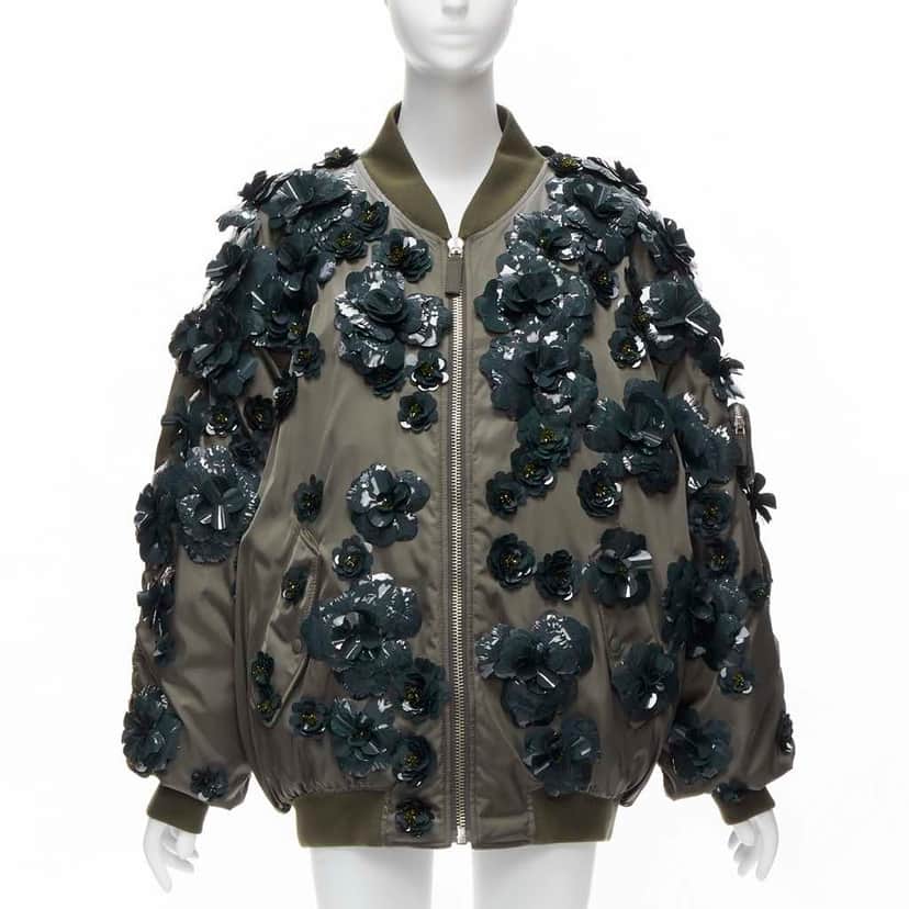 Prada Green Nylon Oversized Bomber Green Very good condition - Front View