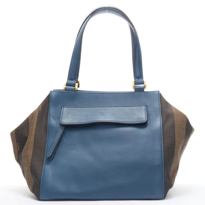 Fendi Silver Lock Pouch Blue Leather Very good condition - Front View