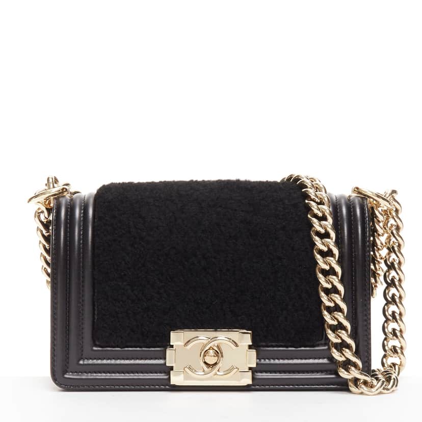 Chanel Boy Small Black Leather Very good condition - Front View