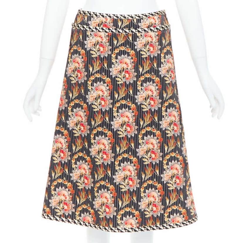 Oscar De La Renta Floral Quilted Skirt MultiColor Silk Never worn - Front View