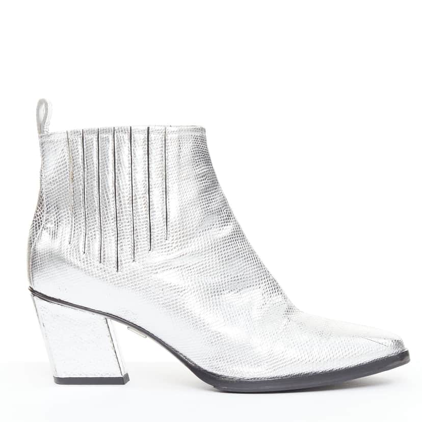 Roger Vivier Cone Heel Point Boots Silver Leather Good condition - Front View