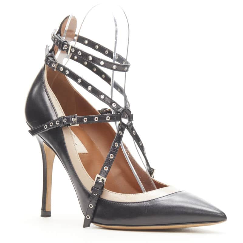 Valentino Garavani Grommet Harness Pumps Black Leather Very good condition - Front View