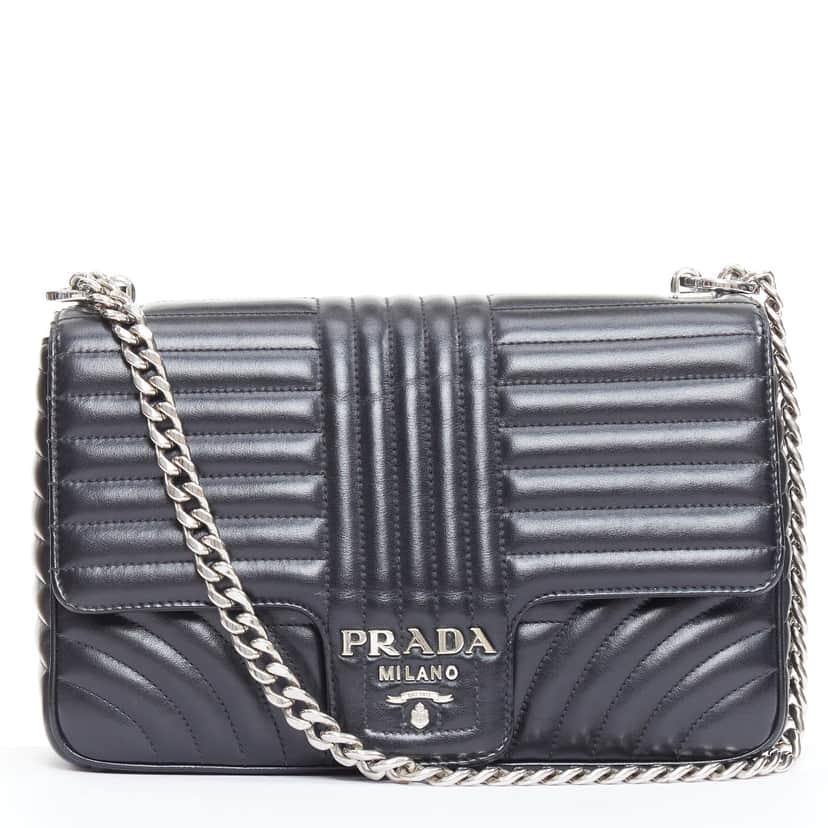 Prada Diagramme Black Leather Very good condition - Front View