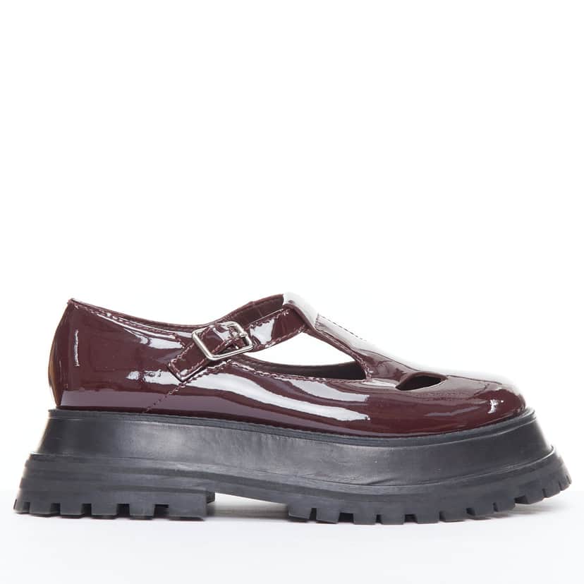 Burberry Star Maryjane Shoes Burgundy Good condition - Front View