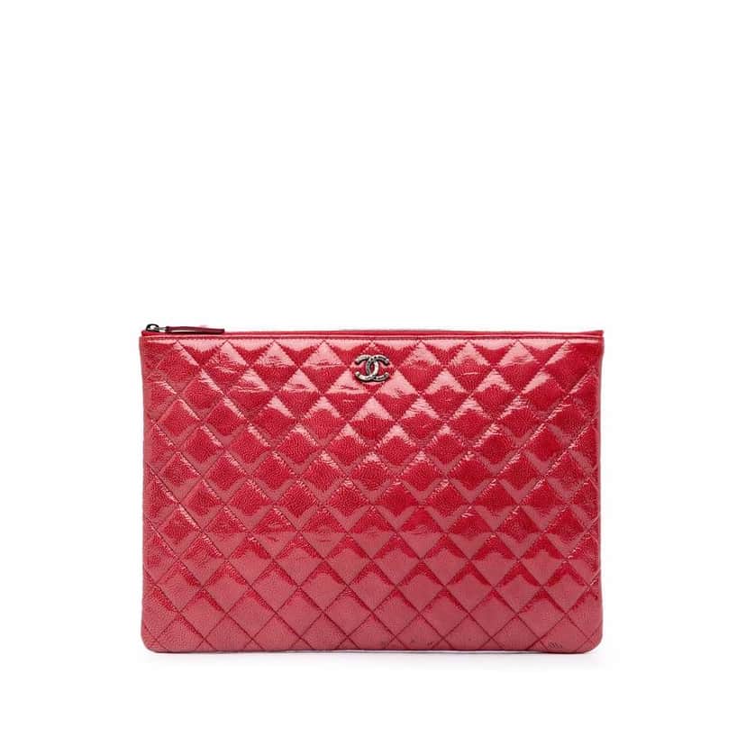 Chanel Large Quilted Patent O Case Clutch Red Leather Good condition - Front View