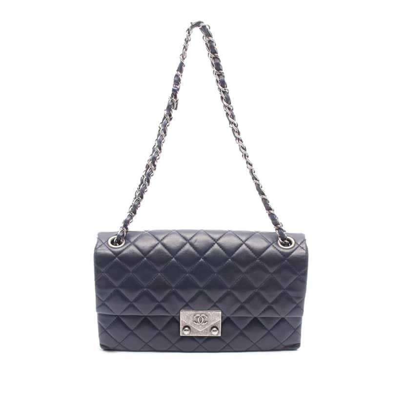 Chanel CC Quilted Lambskin Pushlock Single Flap Blue Leather Good condition - Front View