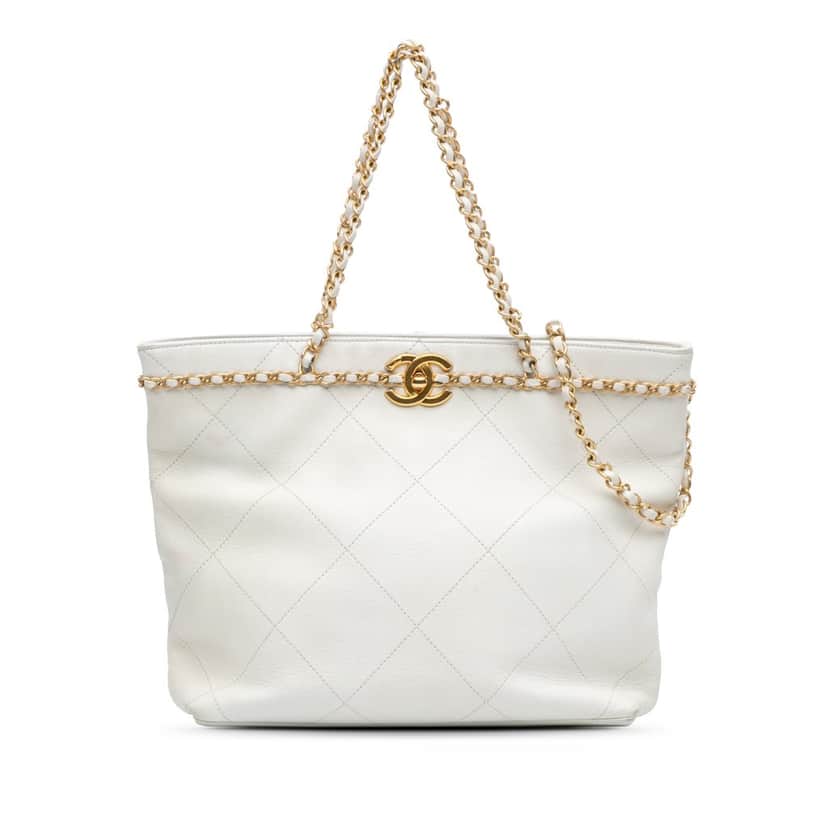 Chanel Quilted Calfskin CC Lock Chain Shopping Tote White Leather Good condition - Front View