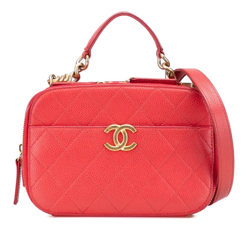 Chanel Small Quilted Caviar Top Handle Camera Bag Red Leather Very good condition - Front View