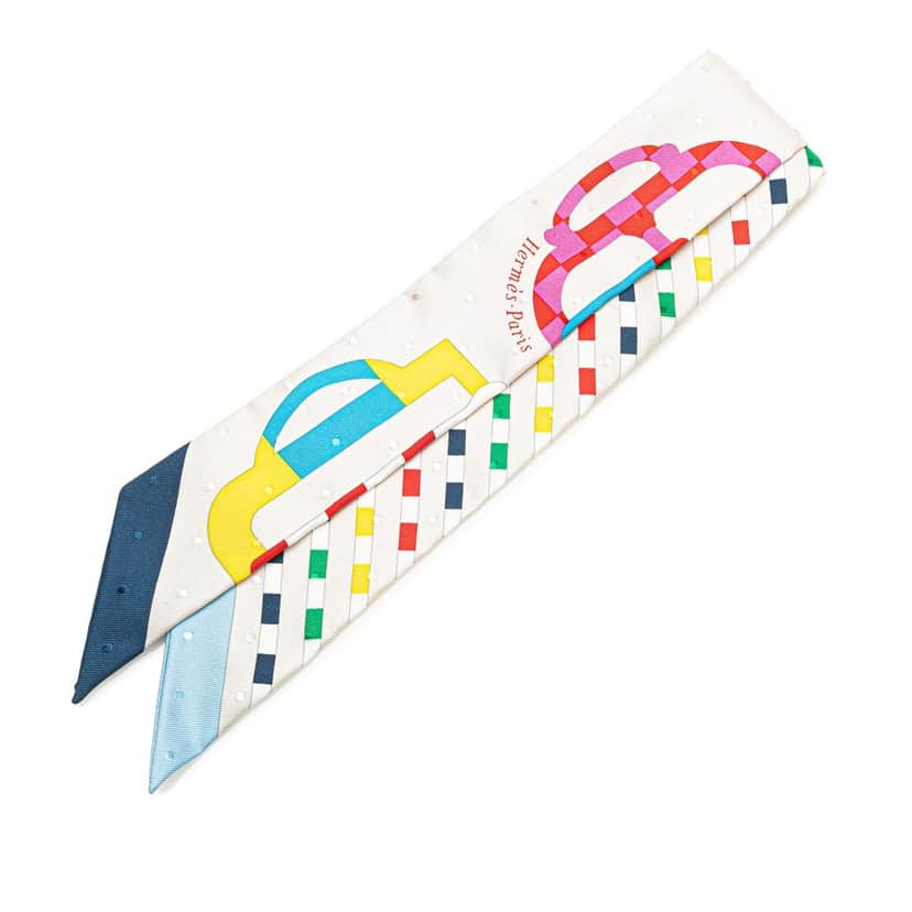 Hermès Bouclerie Moderne Plumetis Silk Twilly Scarf White Silk Very good condition - Front View