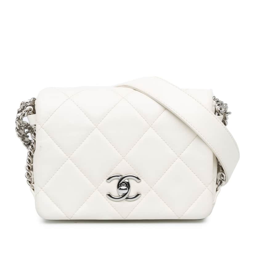 Chanel Mini Quilted Lambskin Chain Rows Flap White Leather Very good condition - Front View