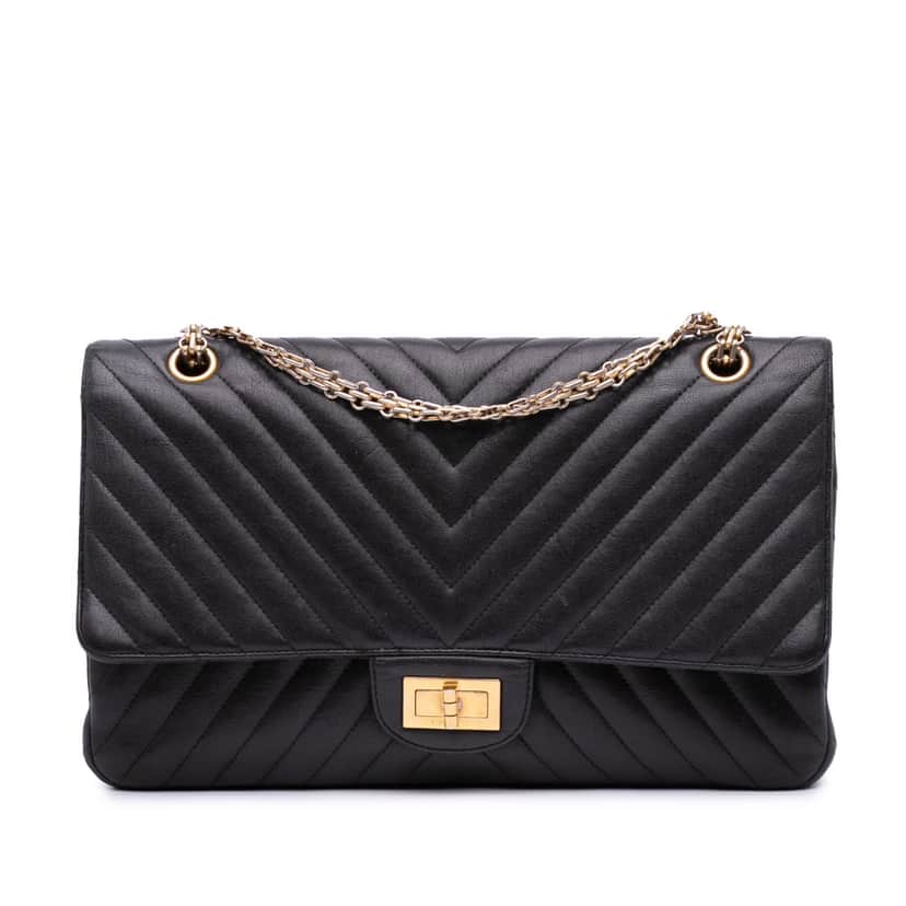 Chanel Reissue 2.55 Chevron Sheepskin Double Flap 227 Black Leather Good condition - Front View
