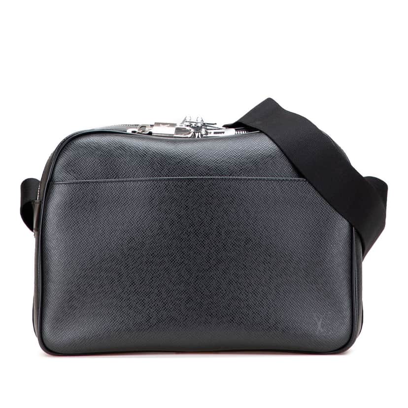 Louis Vuitton Taiga Reporter PM Black Leather Good condition - Front View