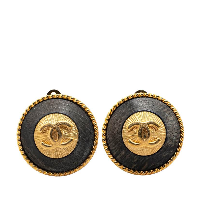 Chanel Gold Plated CC Round Clip on Earrings Gold Metal Good condition - Front View