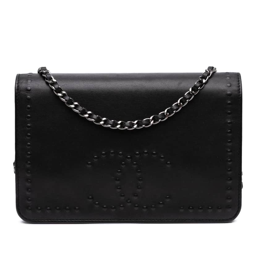 Chanel CC Embossed Lambskin Wallet On Chain Black Leather Good condition - Front View