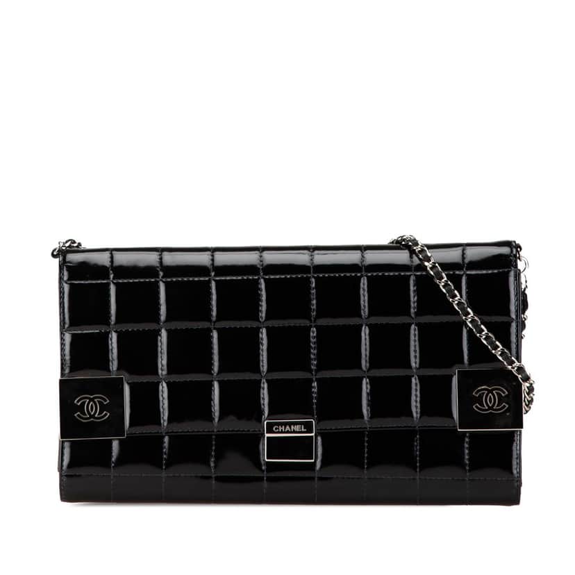 Chanel CC Chocolate Bar Patent Clutch on Chain Black Leather Good condition - Front View
