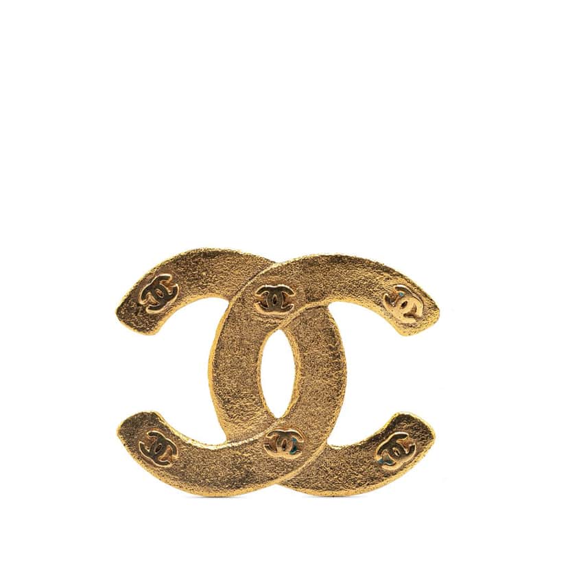 Chanel Gold Plated Embossed Mini CC Brooch Gold Metal Good condition - Front View