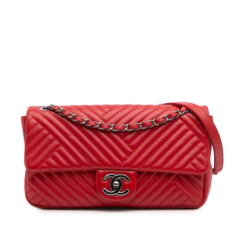 Chanel Medium Lambskin CC Crossing Flap Red Leather Good condition - Front View
