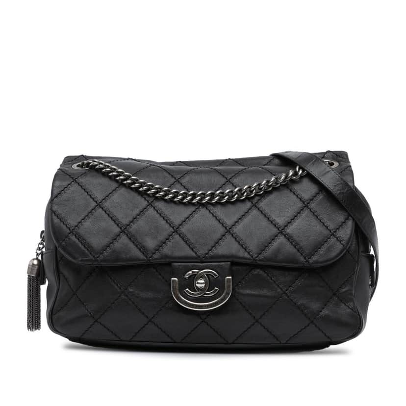 Chanel Paris Edinburgh Jumbo Calfskin Coco Sporran Flap Black Leather Good condition - Front View