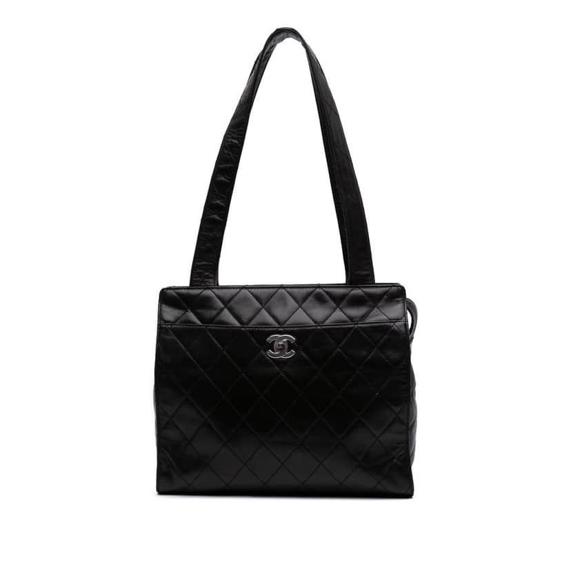 Chanel CC Quilted Lambskin Shoulder Bag Black Leather Good condition - Front View