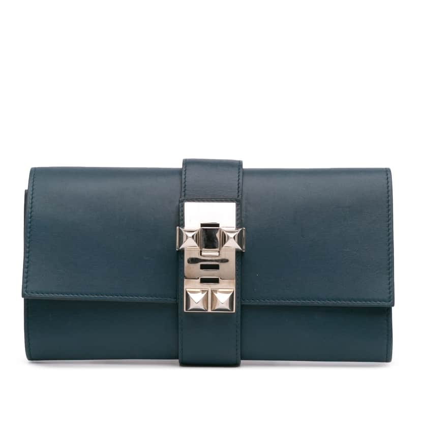 Hermès Tadelakt Medor Clutch 23 Blue Leather Good condition - Front View
