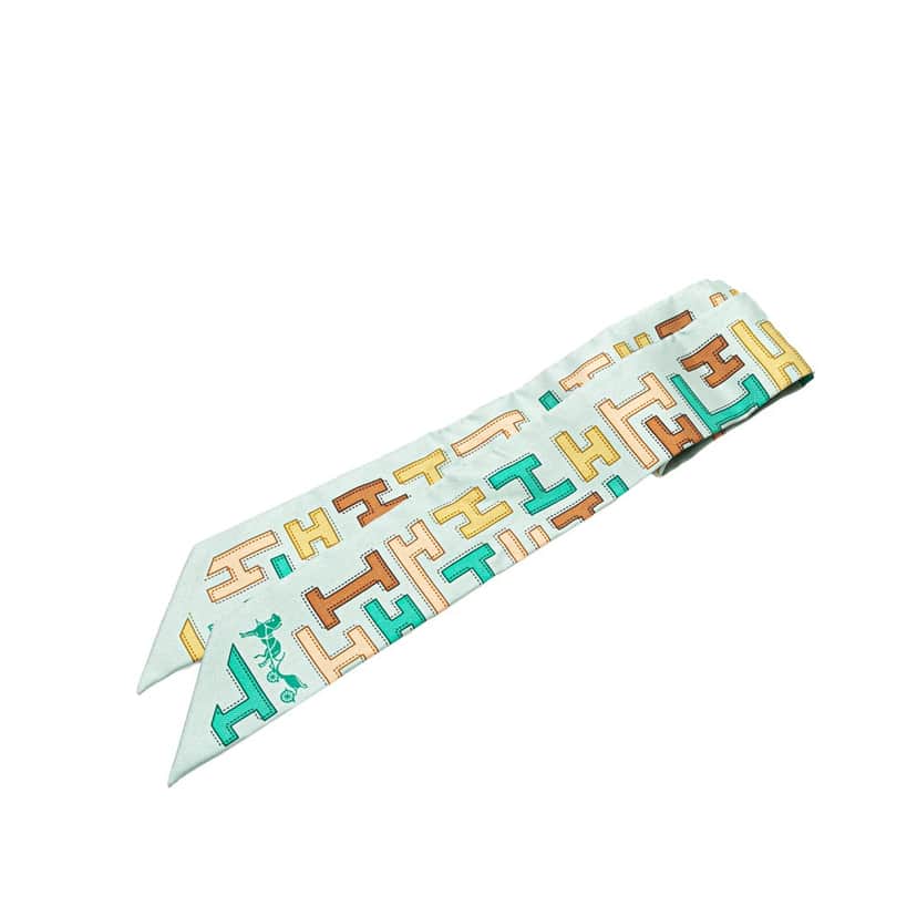 Hermès H Silk Twilly Scarf Green Silk Good condition - Front View