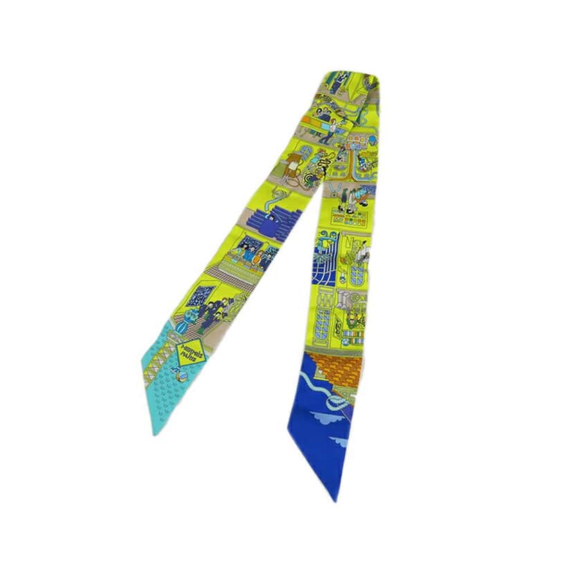 Hermès La Maison Des Carres Silk Twilly Scarf Green Silk Good condition - Front View