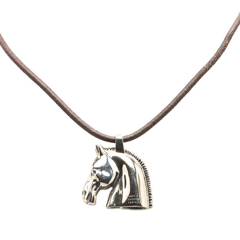 Hermès Palladium Plated Horse Head Pendant Necklace Silver Metal Good condition - Front View