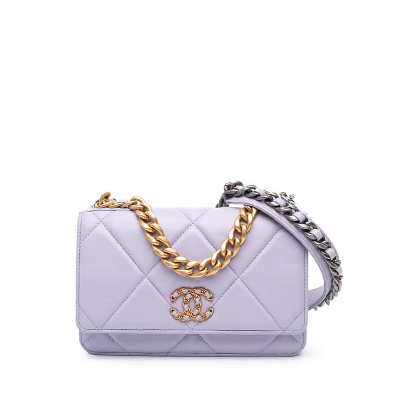 Chanel Quilted Lambskin 19 Wallet on Chain Purple Leather Good condition - Front View