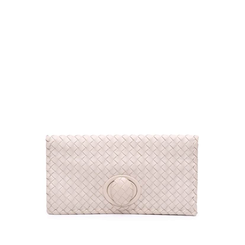Bottega Veneta Nappa Intrecciato Turn Lock Clutch White Leather Good condition - Front View