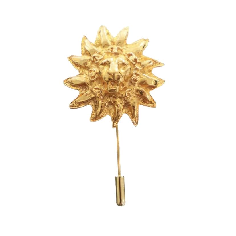 Chanel Gold Plated Lion Head Pin Brooch Gold Metal Good condition - Front View