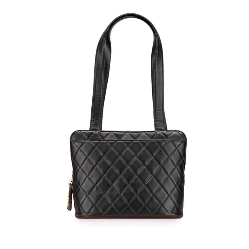 Chanel Quilted Lambskin Shoulder Bag Black Leather Good condition - Front View