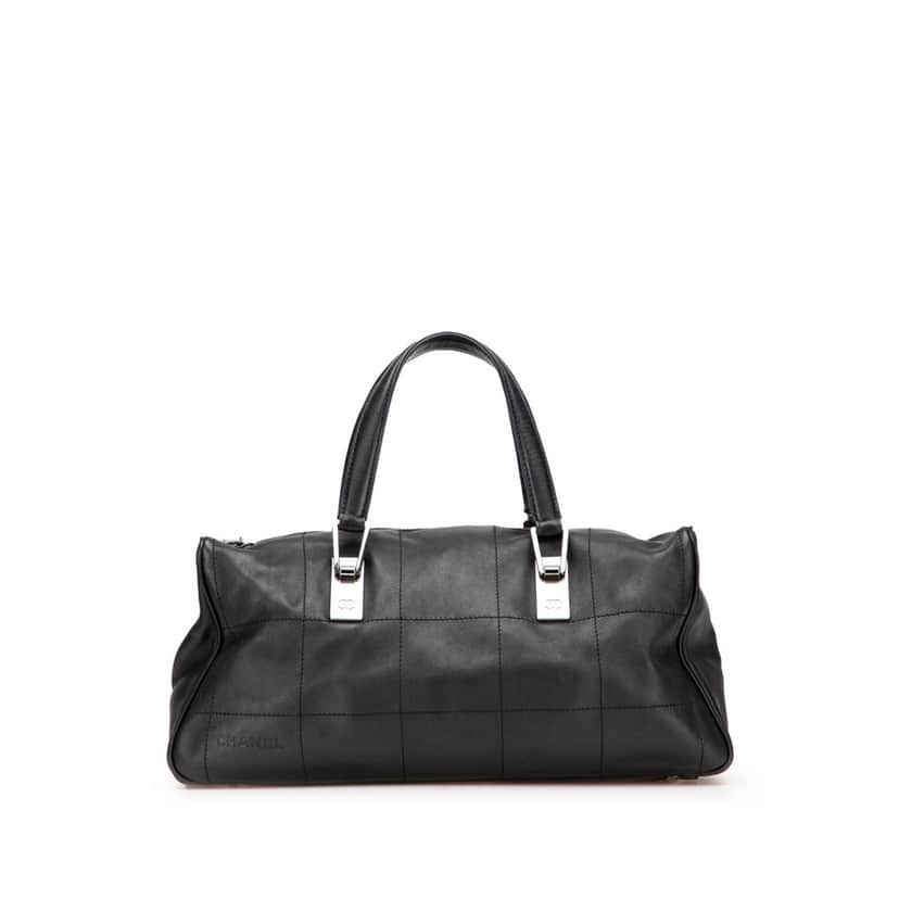 Chanel CC Square Quilted Lambskin Handbag Black Leather Good condition - Front View