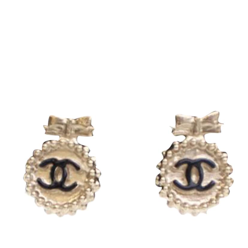 Chanel Gold Plated CC Bow Push Back Earrings Gold Metal Good condition - Front View