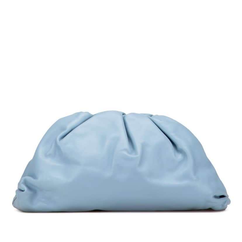 Bottega Veneta Lambskin The Pouch Blue Leather Good condition - Front View