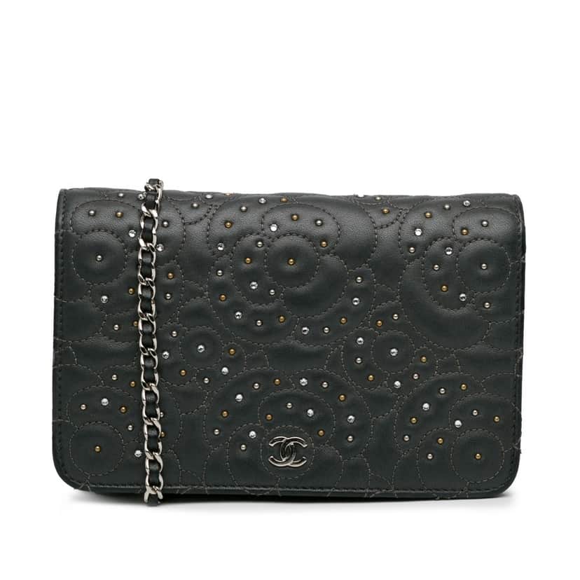 Chanel Studded Calfskin Camellia Wallet On Chain Black Leather Good condition - Front View