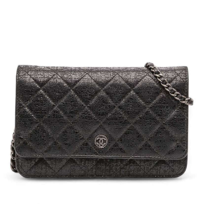 Chanel CC Quilted Crinkled Calfskin Wallet On Chain Black Leather Good condition - Front View