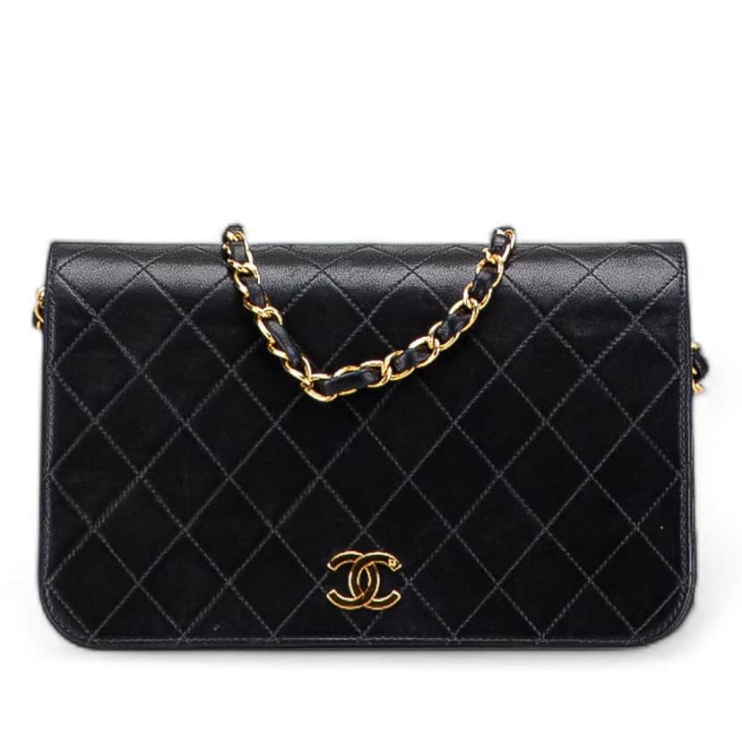 Chanel CC Quilted Lambskin Full Single Flap Black Leather Good condition - Front View