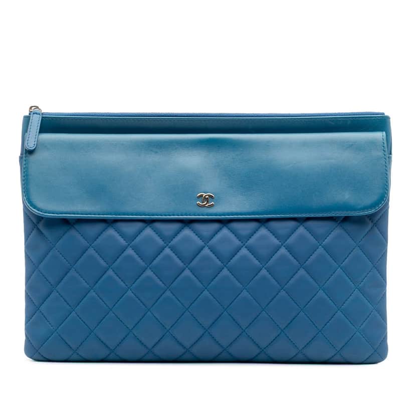 Chanel Large Quilted Lambskin Flap O Case Clutch Blue Leather Good condition - Front View