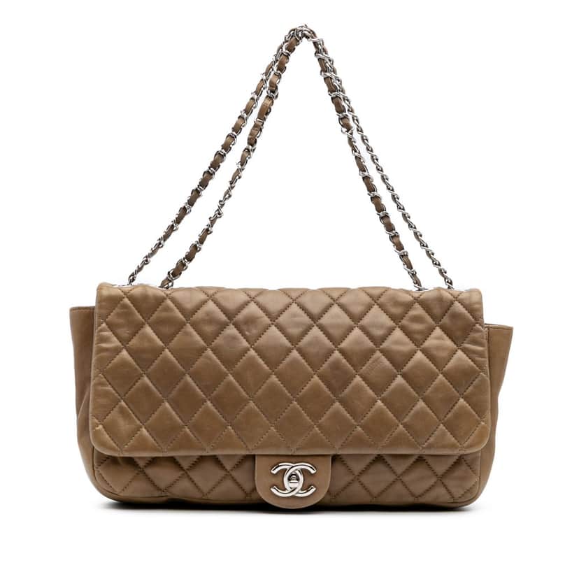 Chanel Jumbo Quilted Lambskin Coco Rain Flap Brown Leather Good condition - Front View
