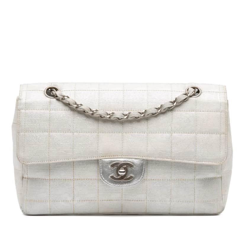 Chanel New Travel Line Medium Metallic Nylon Single Flap Silver Good condition - Front View